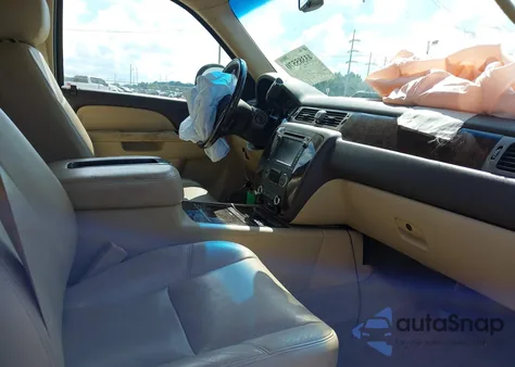 2014 GMC Sierra 2500Hd Denali из США, поврежденный, VIN 1GT125EG3EF172559